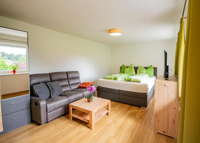 Cafe Max 2 公寓 堤林斯